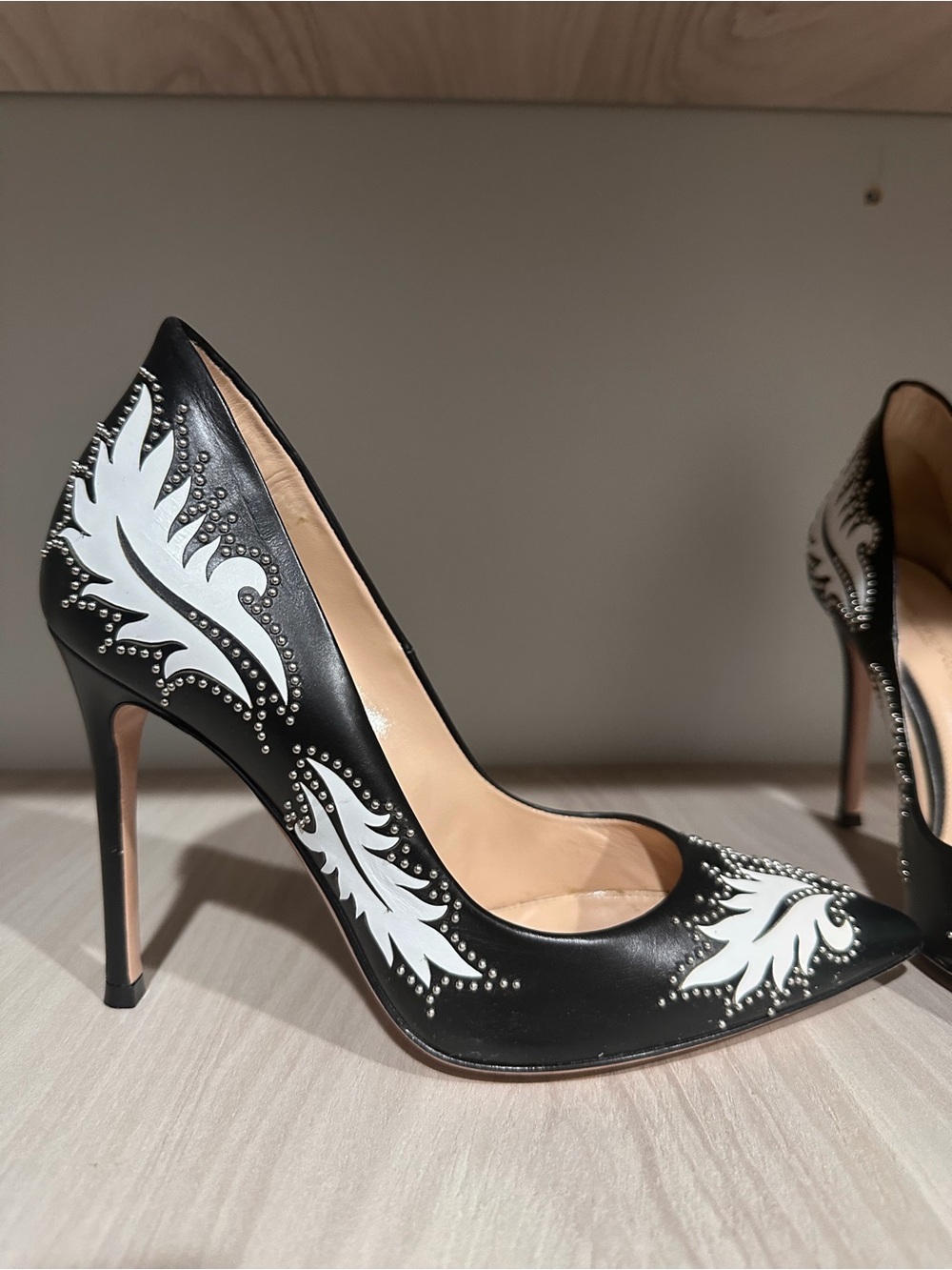Gianvitto Rossi Black and White Pointed Toe Women's Pumps - Studded Detail - Picture 3 of 6